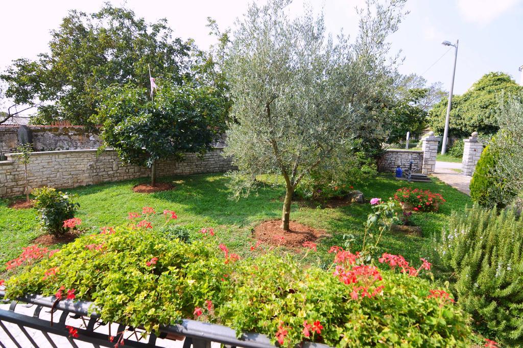 Garden Apartment Maria ヴルサル エクステリア 写真